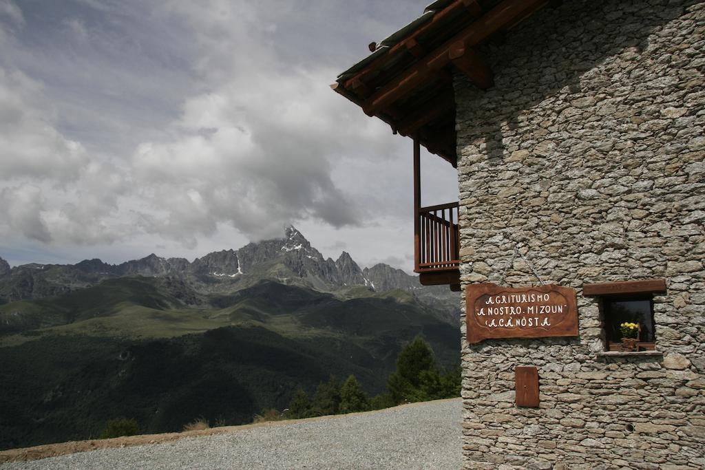 Agriturismo A Nostro Mizoun Ostana Экстерьер фото